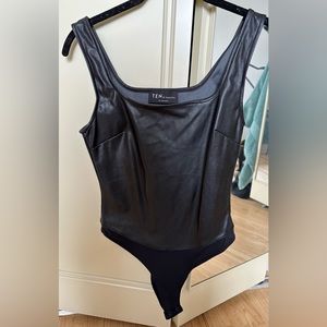 Aritzia Babaton leotard XXS